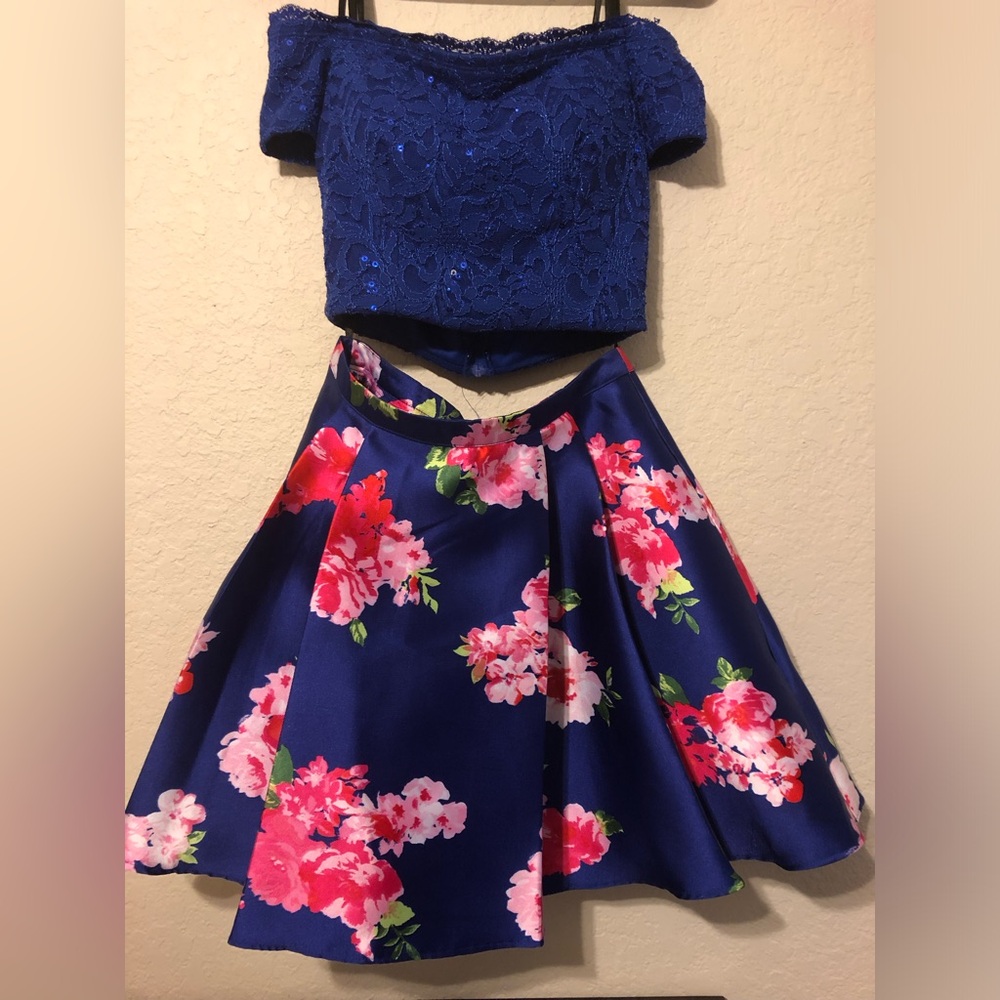 B. Darlin Blue Floral Dress